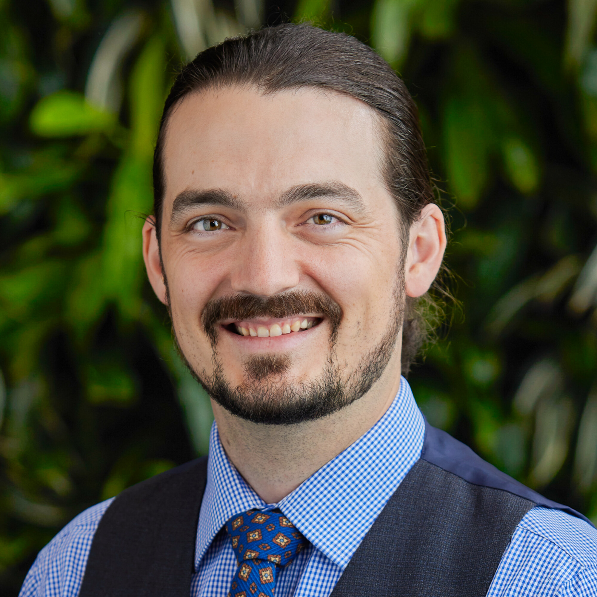 Headshot of Sam Ross